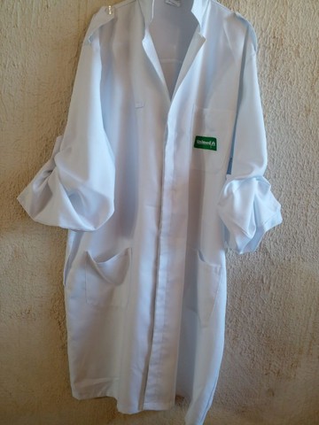 Jaleco de médico profissional. 