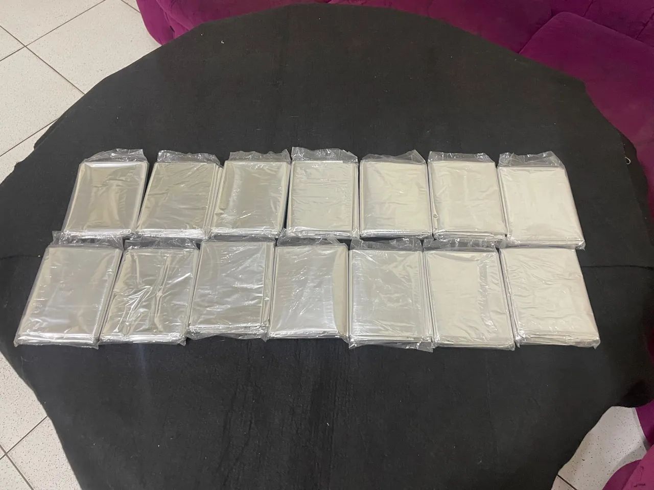 Lote 42 Manta Térmica Emergência - Acampamento, Camping, Trilha - Foto 2