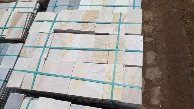 Pedras São Tomé mesclada  15 x 30