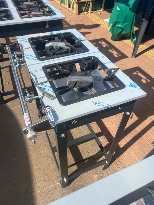 Fogão 2 bocas novo.