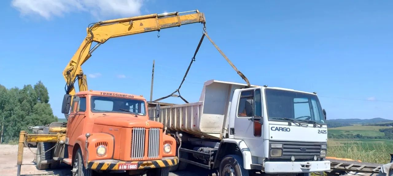 Scania 110 ano 75 com muk madal de 24.000 top do muk... - Foto 2