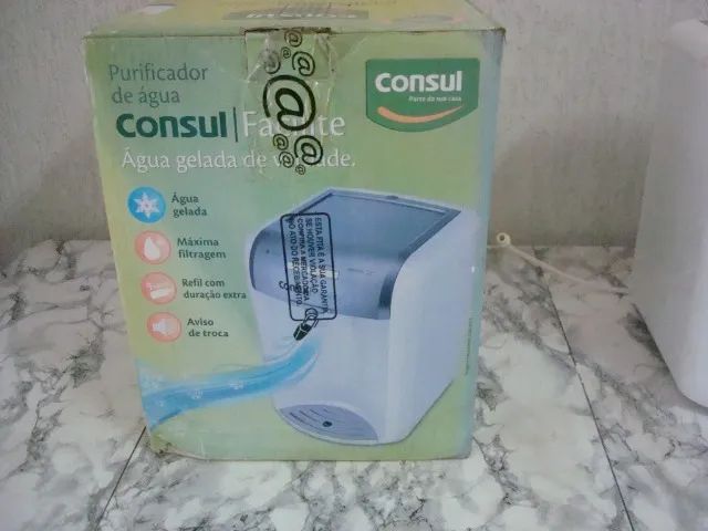 Purificador  de agua Consul facilite apenas funcionando agua normal