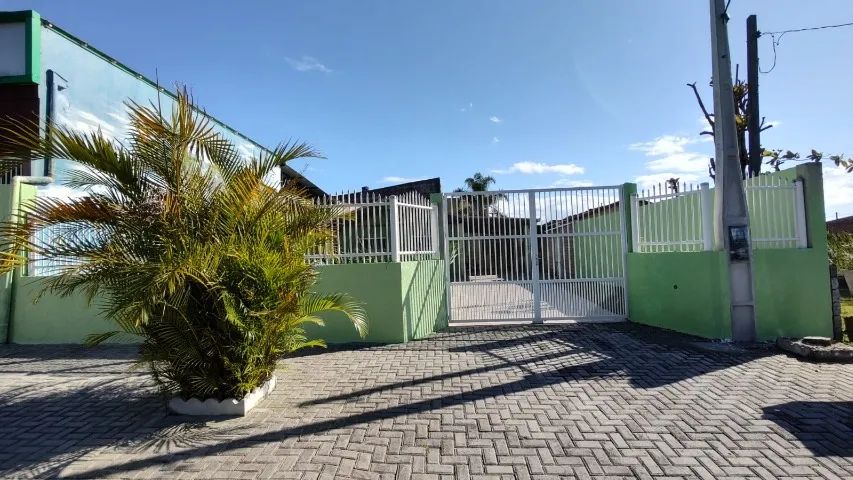 Casa c/ Piscina P/ feriados e Fds 4 Quartos, Ar Cond. e Churrasqueira - Baln Leblon - Foto 2