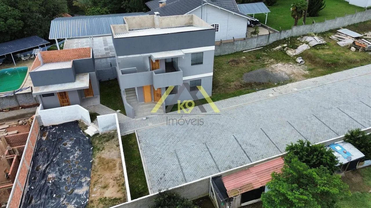 CASAS SOBREPOSTAS COM CHURRASQUEIRA NO PARQUE DO EMBU EM COLOMBO - Foto 2