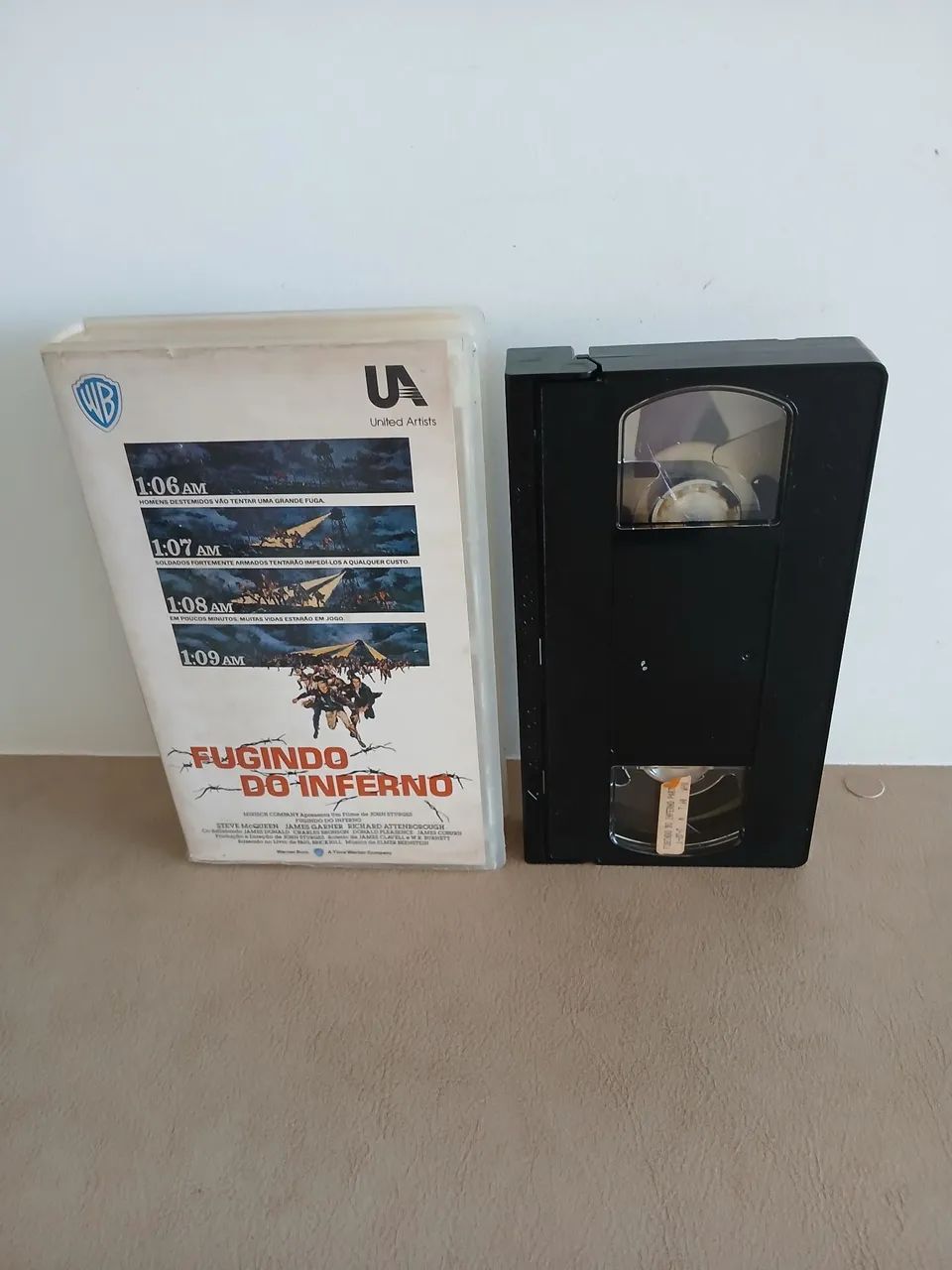 Fitas VHS Dupla - Fugindo do Inferno - Steeve McQuen - Foto 3