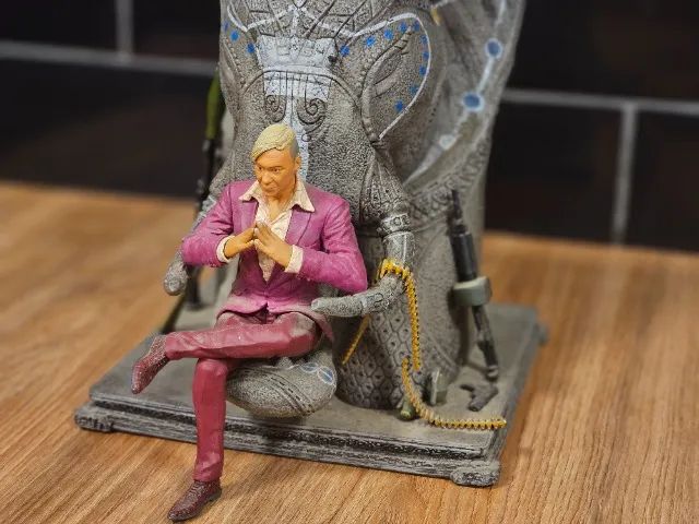 Action Figure Pagan Min Colecionador