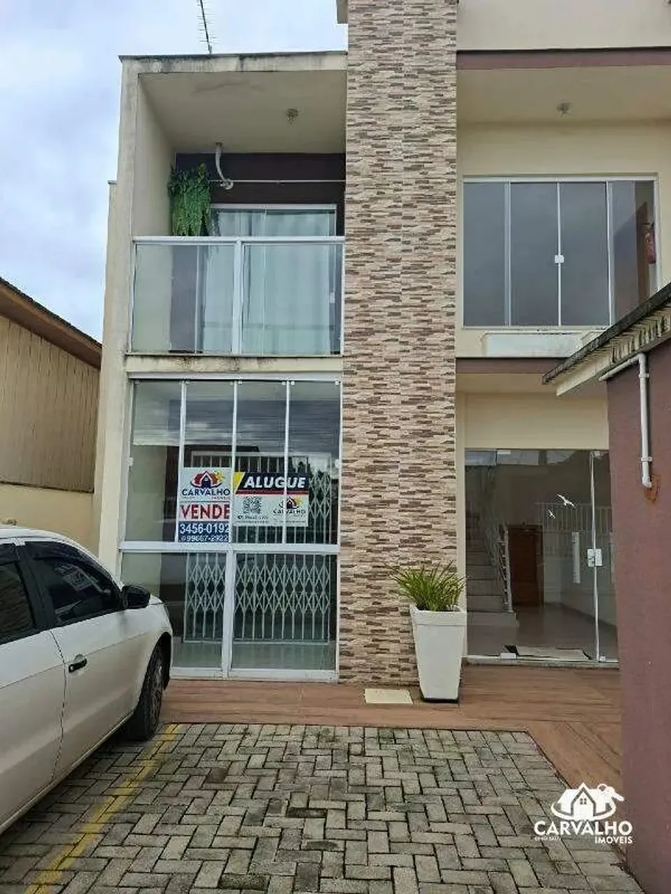 Apartamento térreo com 3 dormitórios disponível para locação anual, Itajubá/Barra Velha
