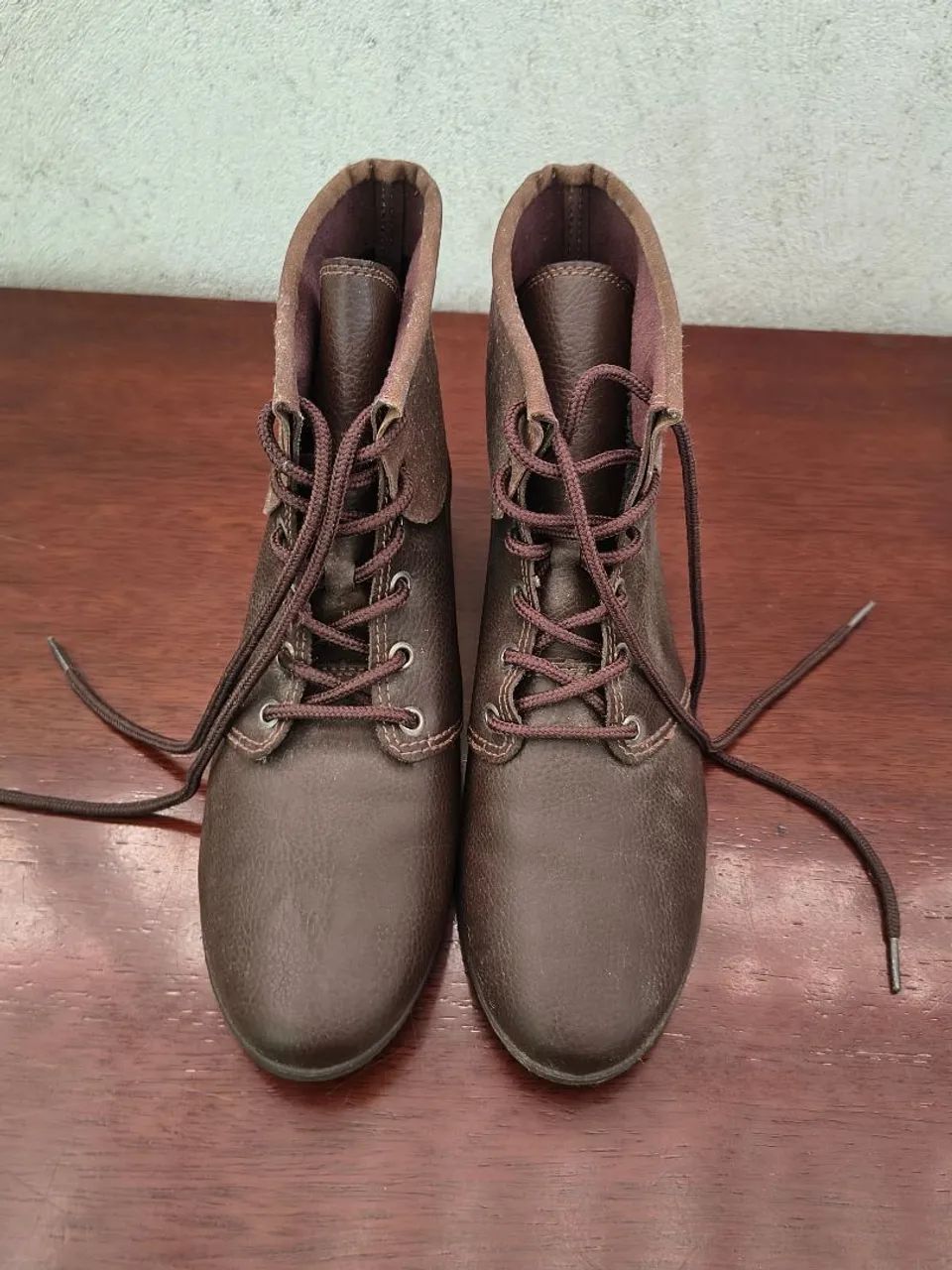 Bota Cano Baixo Marrom Tamanho 40 
