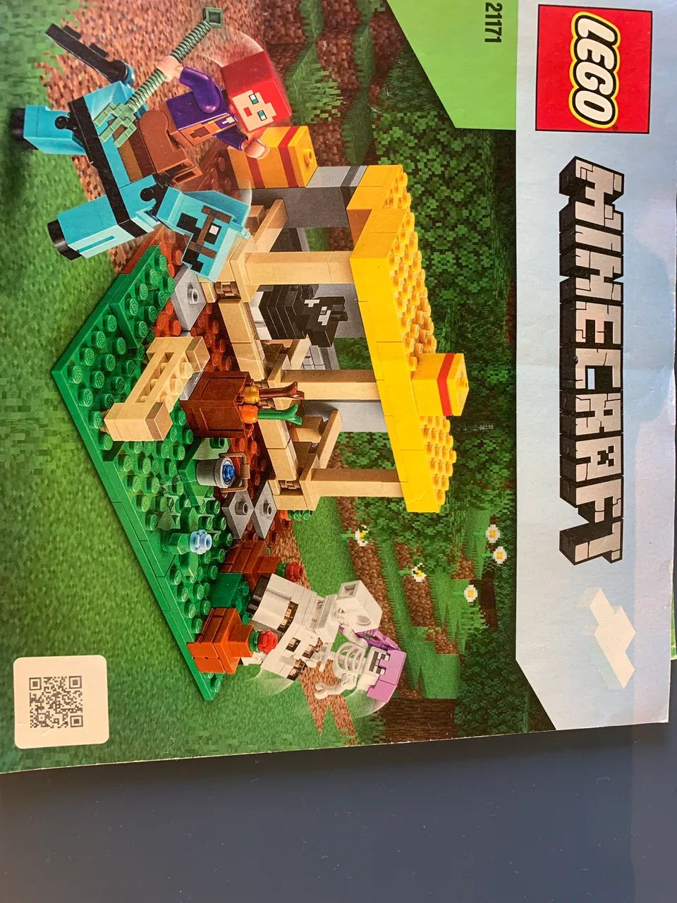 Lego Minecraft estabulo para cavalos 