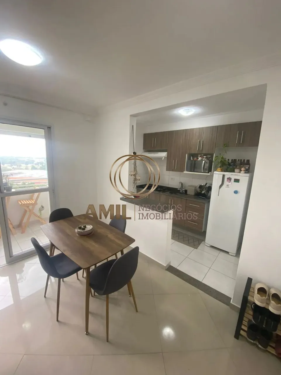 NP  Negócios Imobiliários, Vende ou Aluga Apartamento no 31 de Março