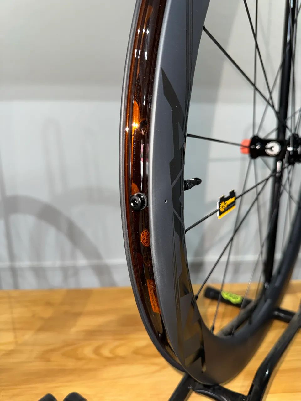 Rodas Speed carbono Elitewheels Avant 50d novas  - Foto 4