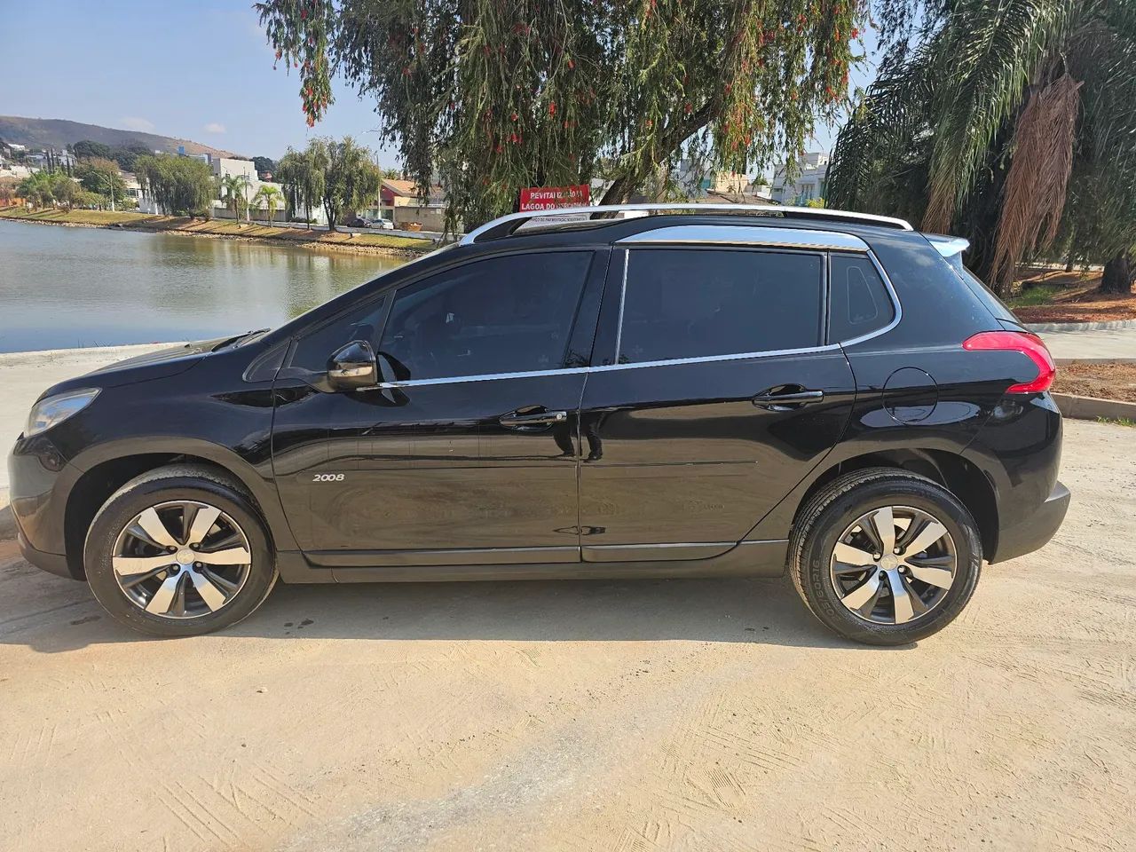 VENDO peugeot 2008