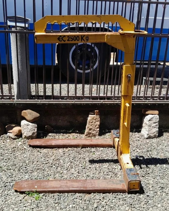 Guincho para Palete 2500kg