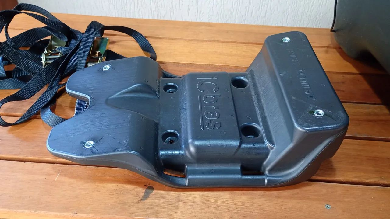 Baú 140 litros com suporte de fita catraca - Foto 4