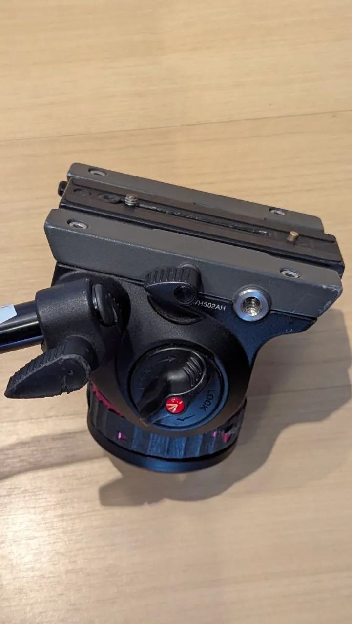 Cabeça de Tripé para Câmera de Video Manfrotto MVH502AH