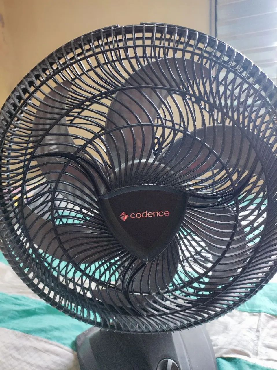 Ventilador de Mesa Cadence
