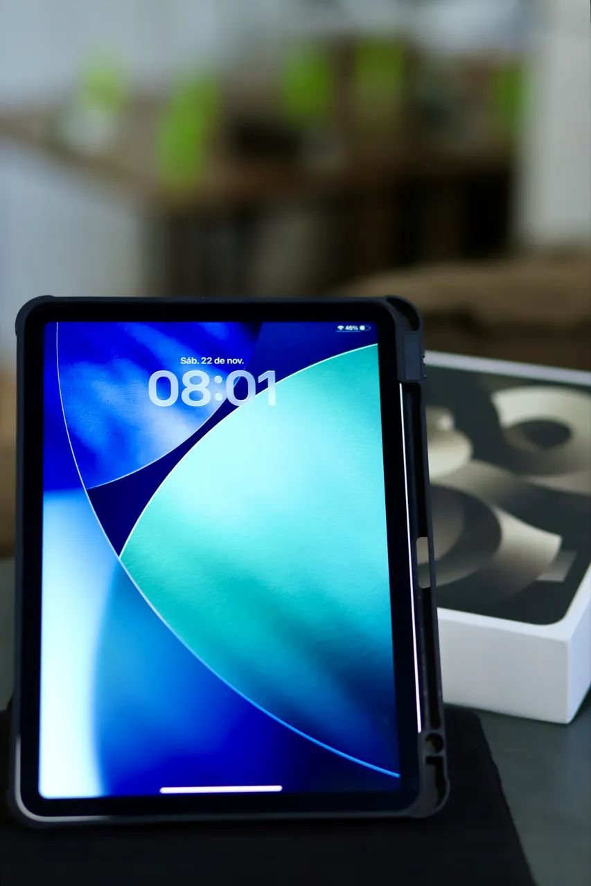 iPad Air 5 - 64 GB - Chip M1 | COMO NOVO! - Tablets e E-Readers