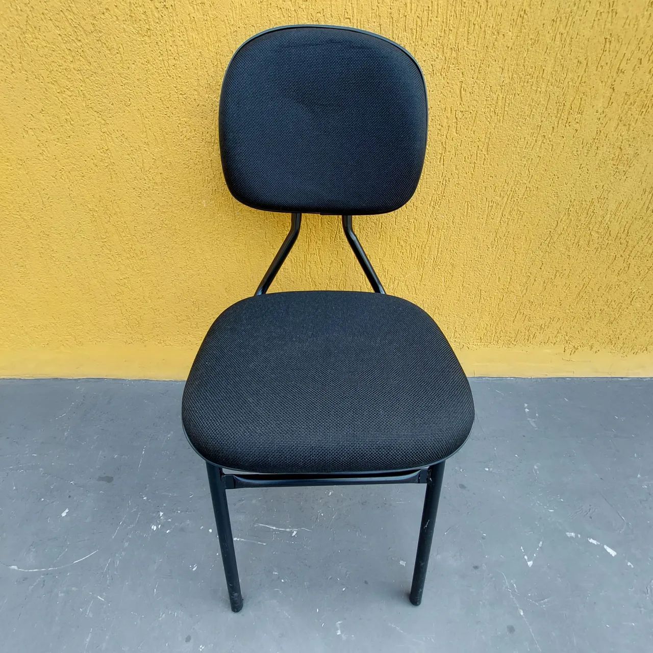 Cadeira de Escritório - Preta - Sem Rodas - Foto 3