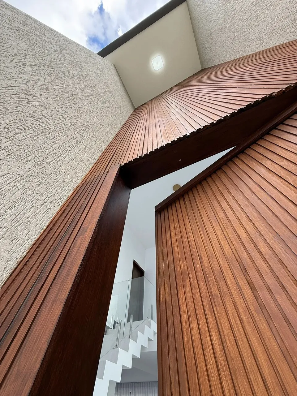 Imóvel para aluguel com piscina e gourmet, 4 suites com closet Alphaville (Abrantes) - Cam