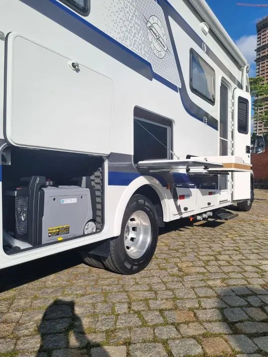 Motorhome Santo Inácio 8.5 SI  - Foto 2