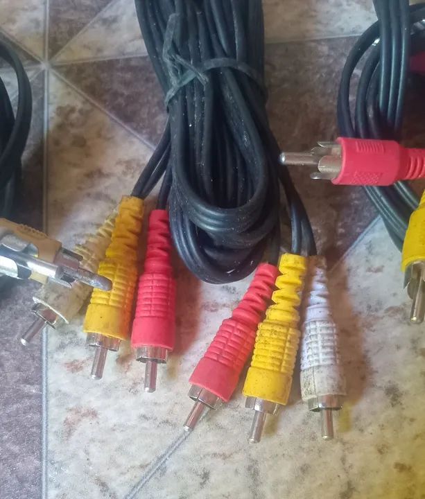 Cabos RCA para TV - 4 unidades - Foto 2