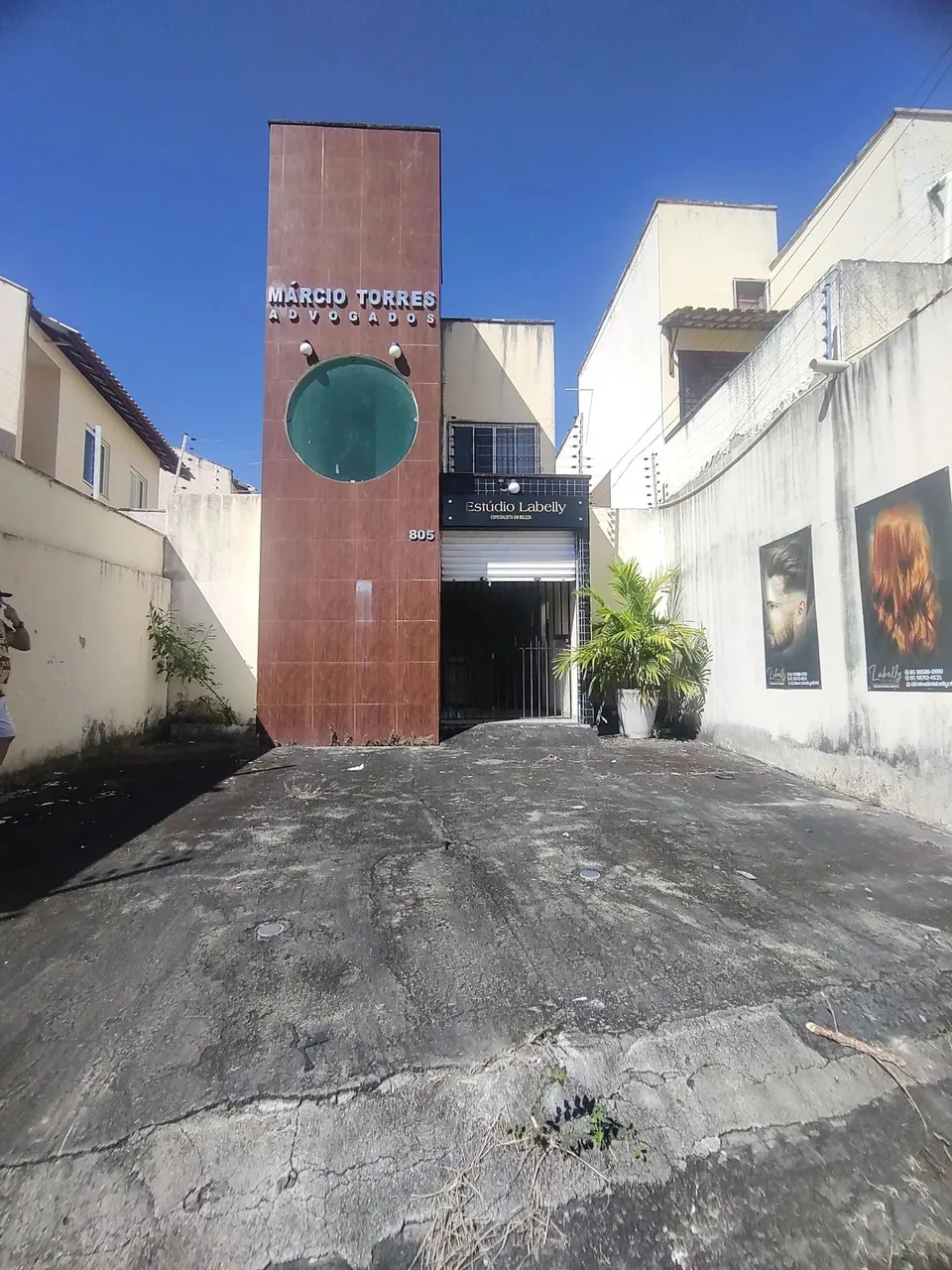 alugo sala comercial ou loja próximo a oliveira paixão e restaurante divina picanha.