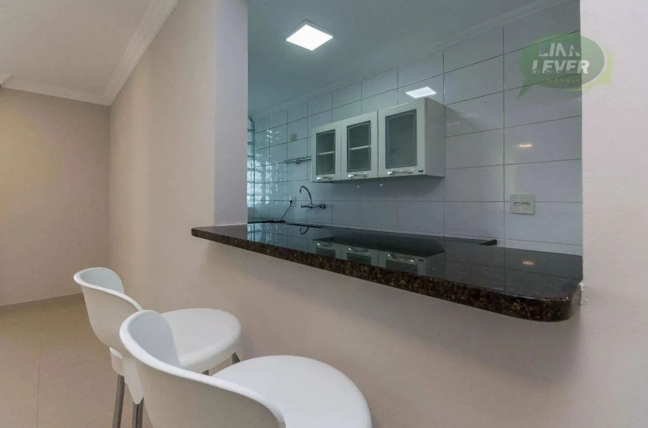 Apartamento com 3 dormitórios para alugar, 67 m² por R$ 3.136,00/mês - Cabral - Curitiba/P - Foto 2