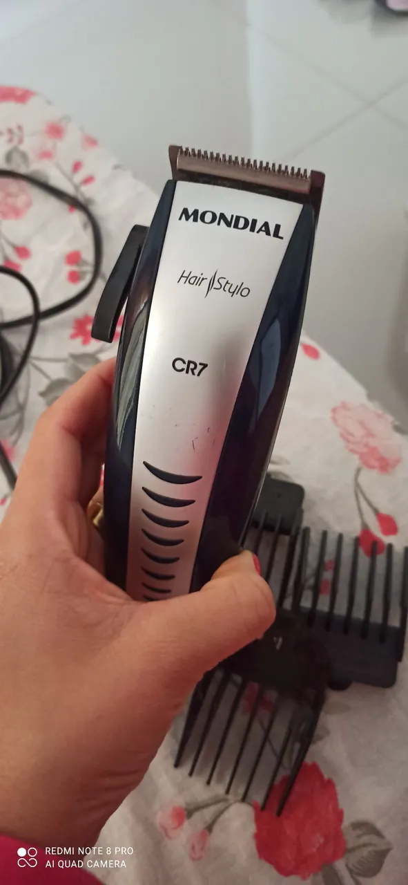 Aparador de Cabelo Mondial Hair Stylo CR7