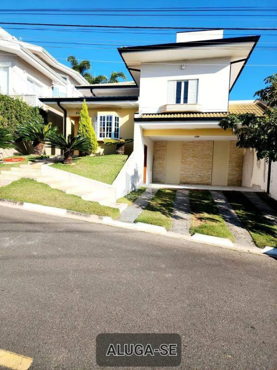 Casa para alugar no Condomínio Terras de São Francisco em Vinhedo - SP