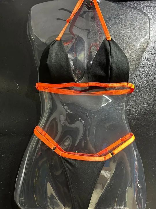Biquíni Preto com Detalhes Neon - Foto 2