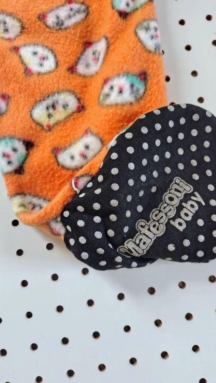 Pijama peluciado com pé antiderrapante tamanho 6 - Foto 4