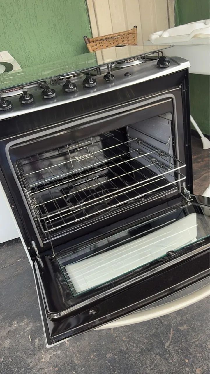 Fogao Eletrolux semi novo  - Foto 3