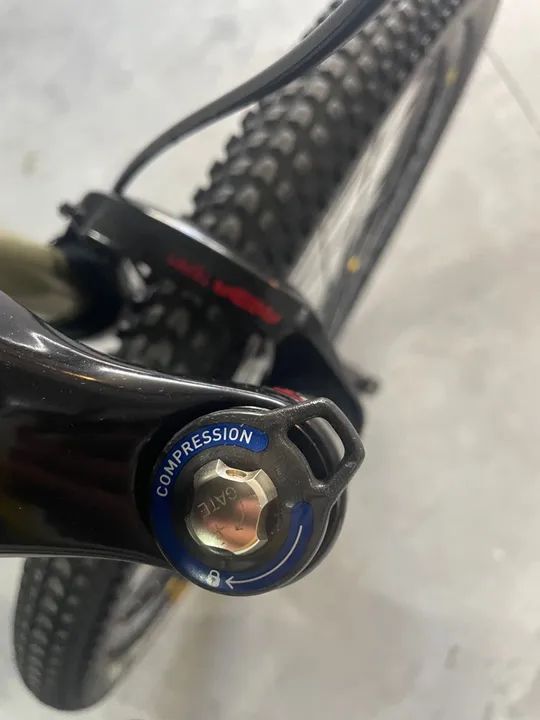 Mountain Bike Specialized Stumpjumper 29 - Foto 2