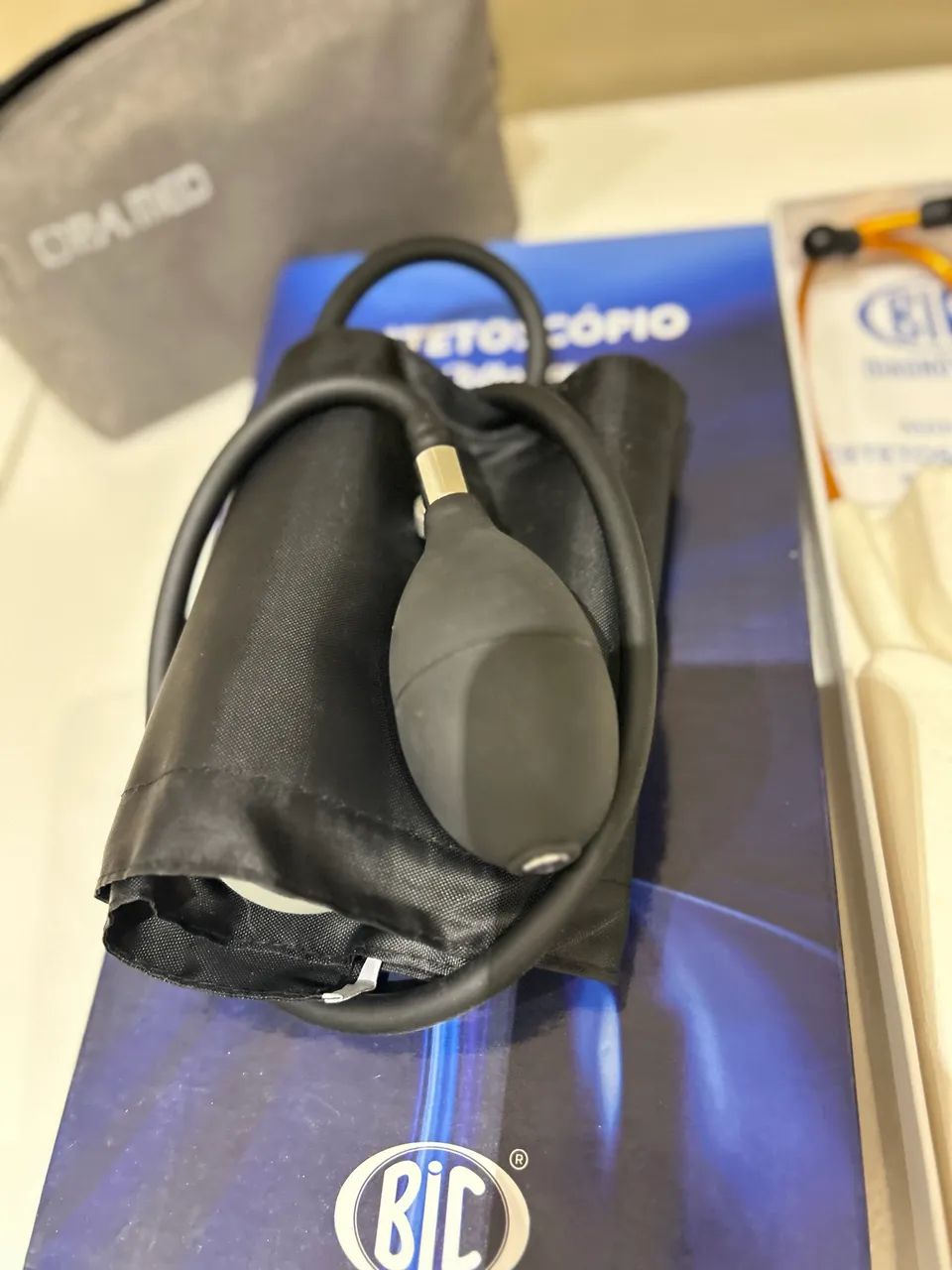 Kit Esfigmomanômetro e Estetoscópio Inox Duplo - Foto 4