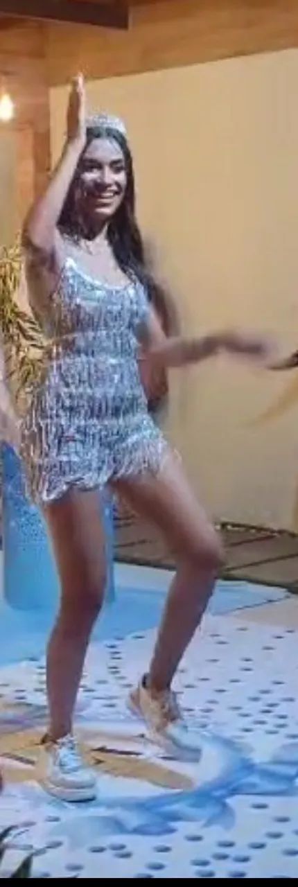 Macaquinho prateado usado apenas uma vez. - Foto 2