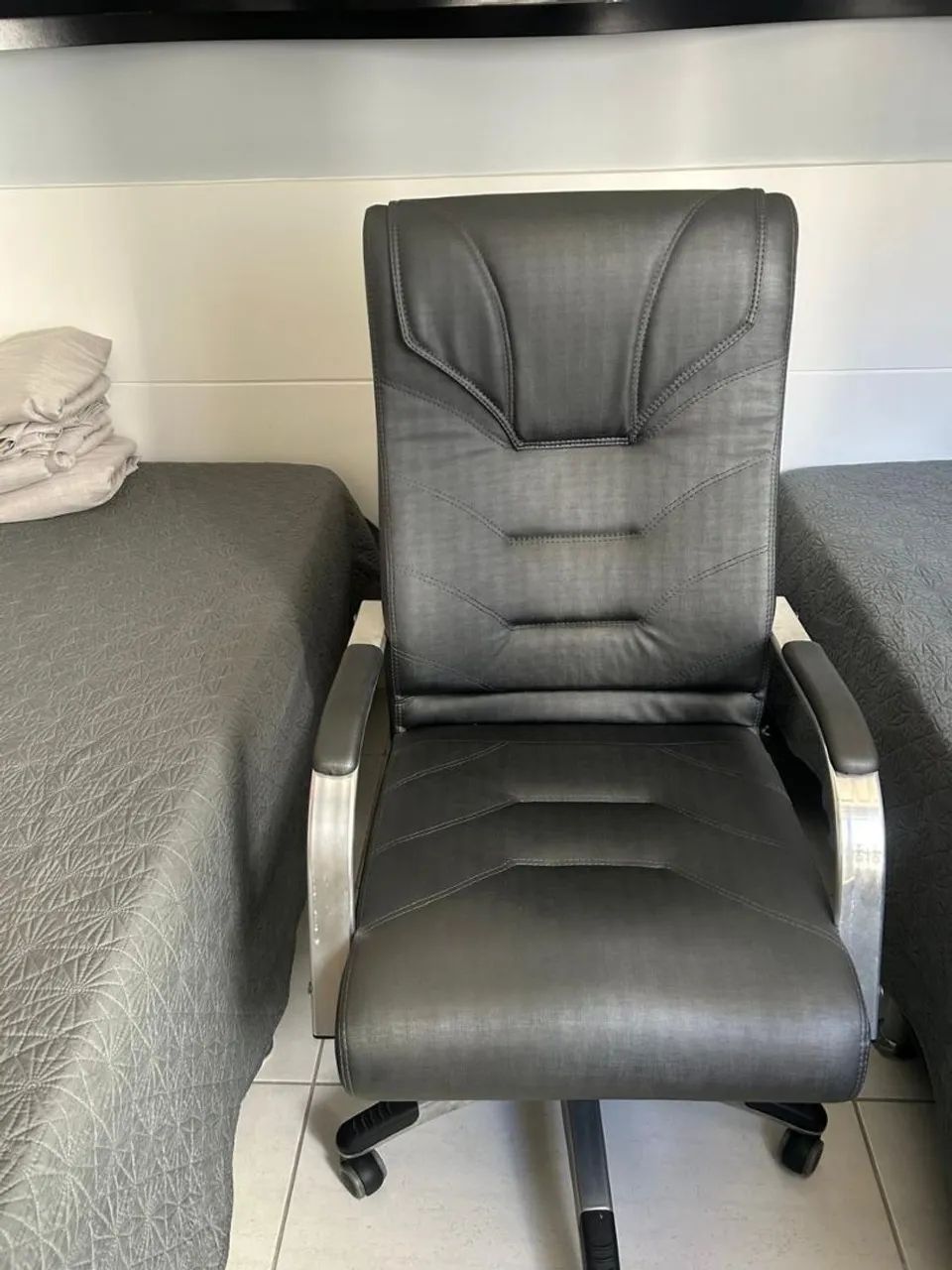 Poltrona presidente giratória 64842082547330121