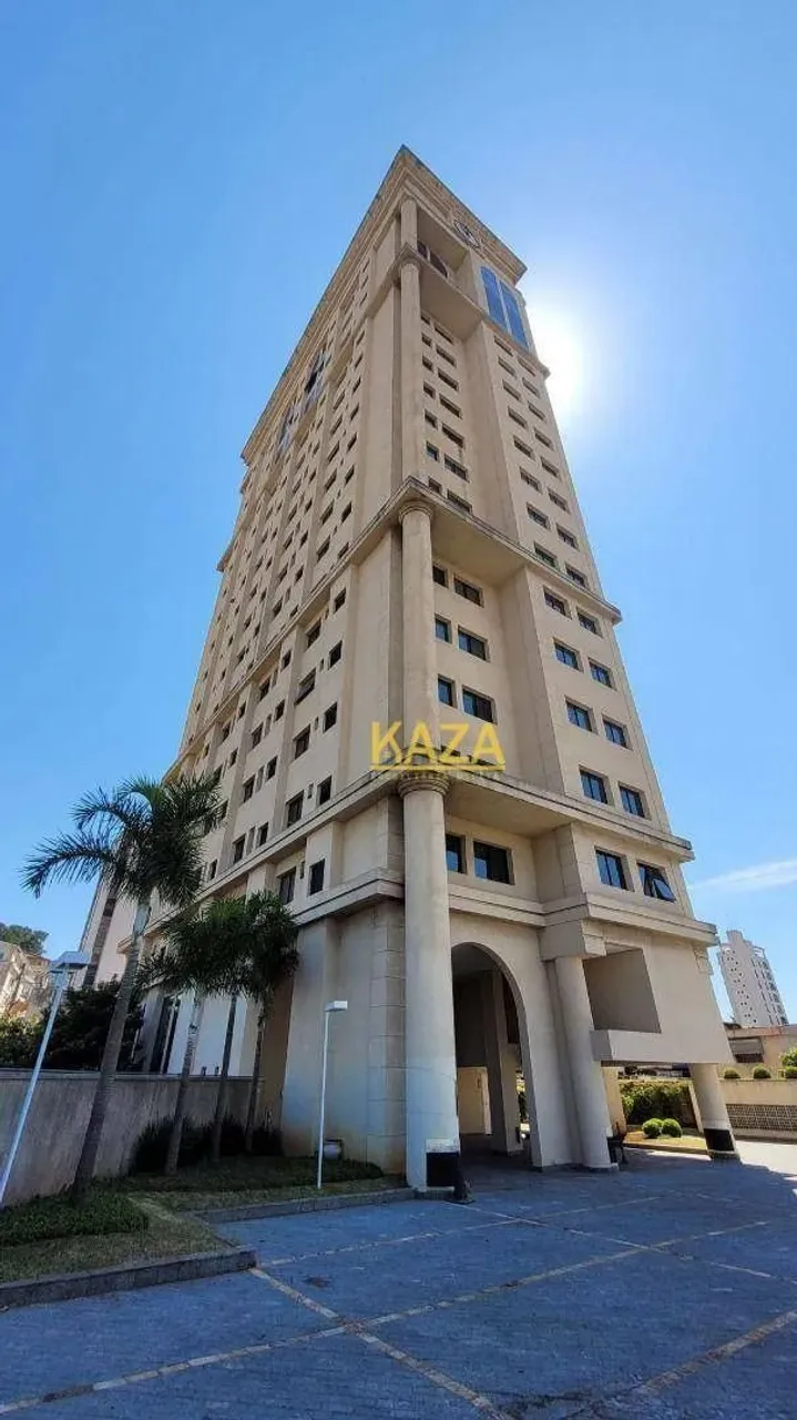 Sala Comercial 40m2, próxima ao metrô Penha, com vaga de garam coberta e toda mobiliada.