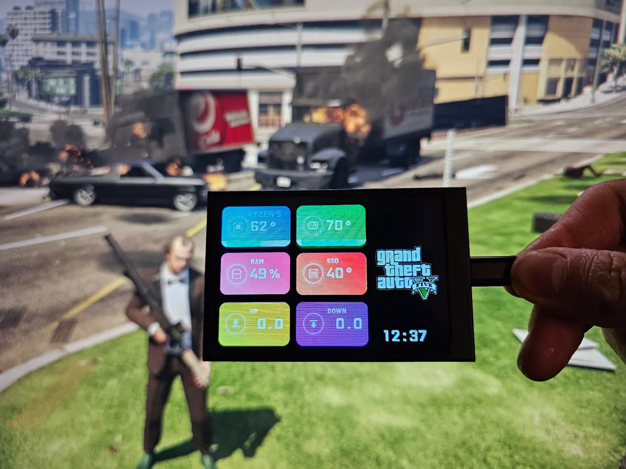 Novo Mini Display para Monitoramento de PC - GTA V