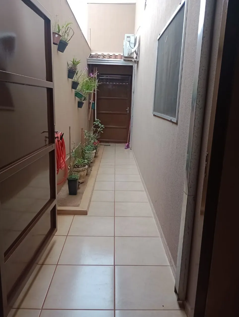 Casa com 3 dormitórios 3 banheiros