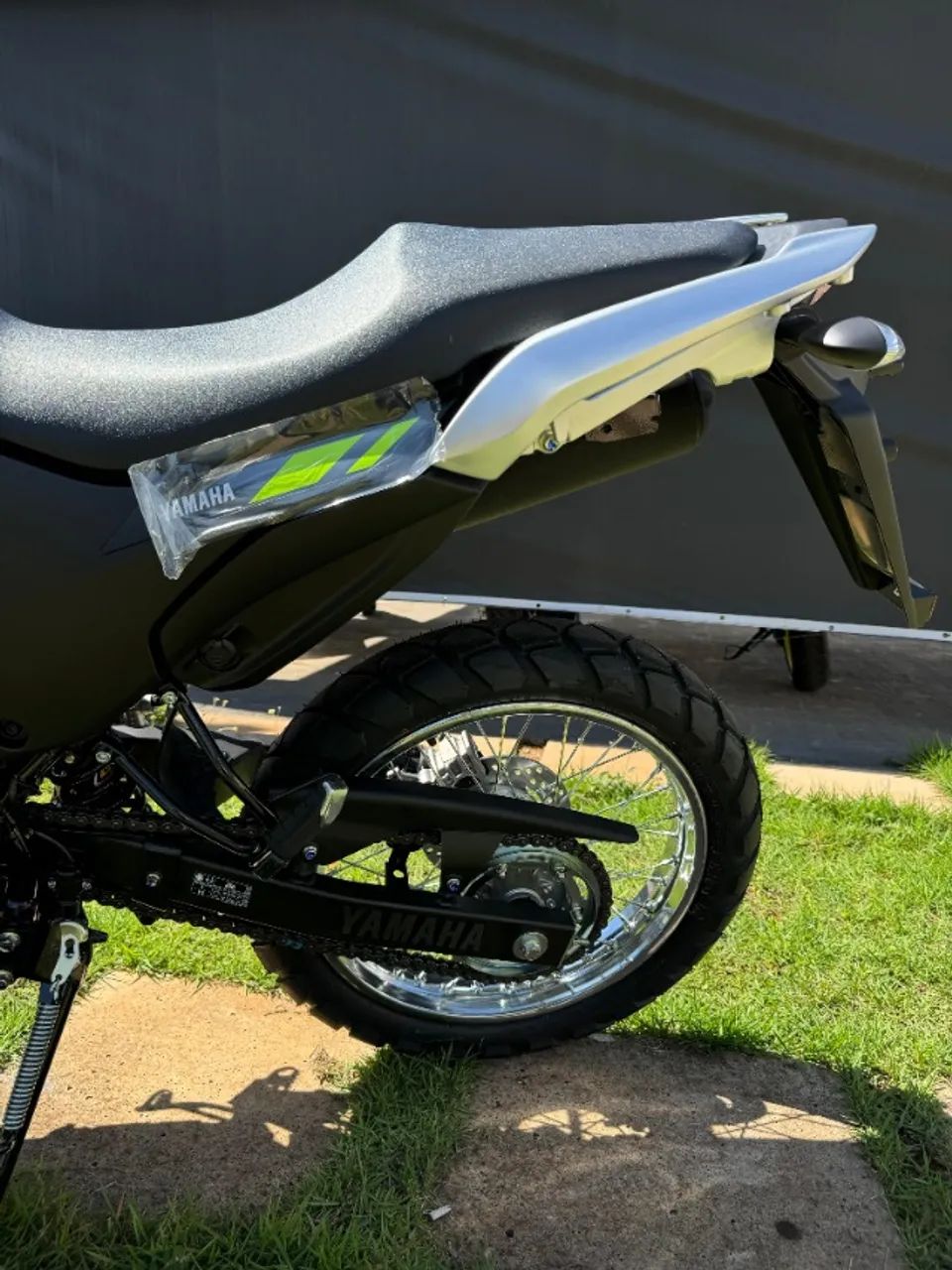 XTZ 250 Lander 2025 - Foto 3