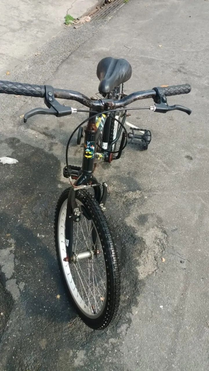 Vende se bicicleta infantil usada - Foto 3
