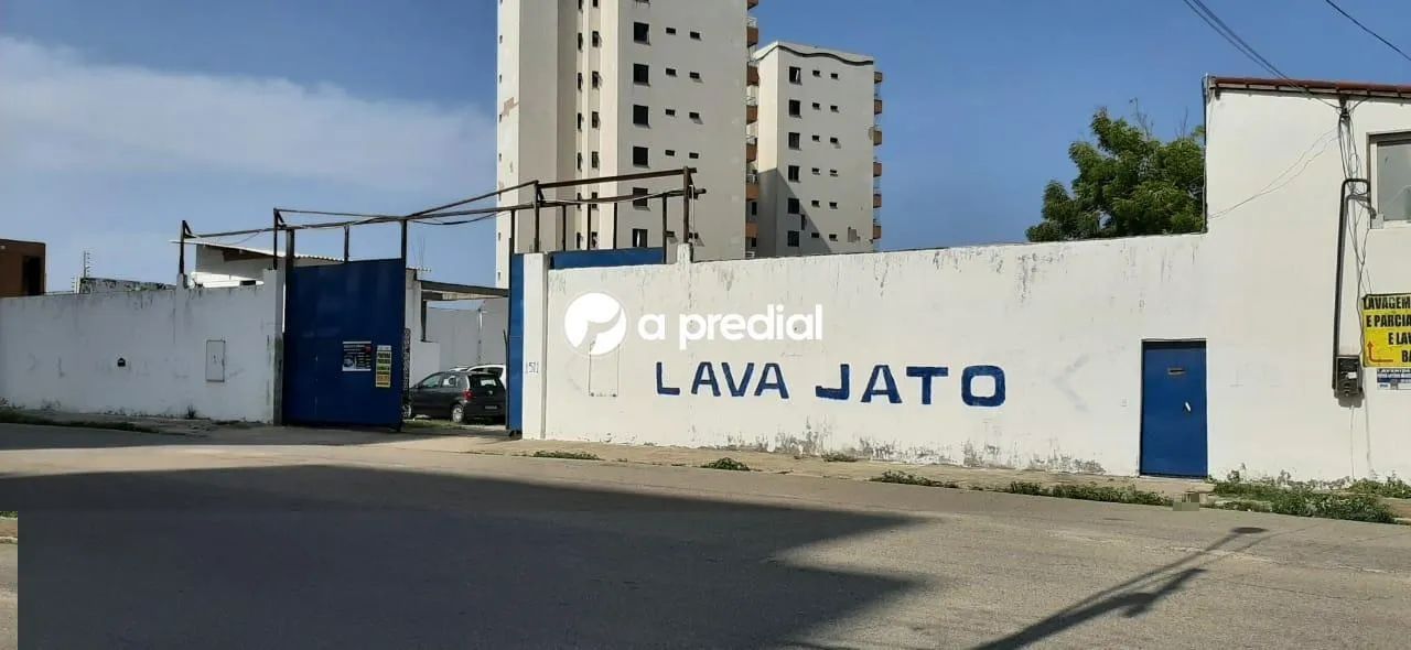Excelente Terreno/Galpão com Aproximadamente 2.400 m²  Localização Privilegiada! - Foto 2