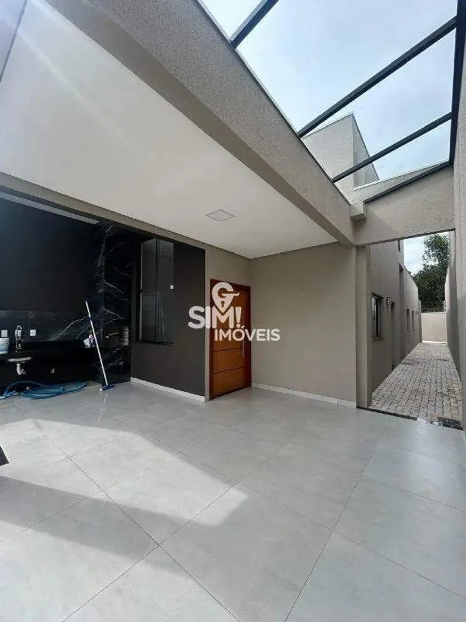 CASA DE 3 QUARTOS NA 607 SUL