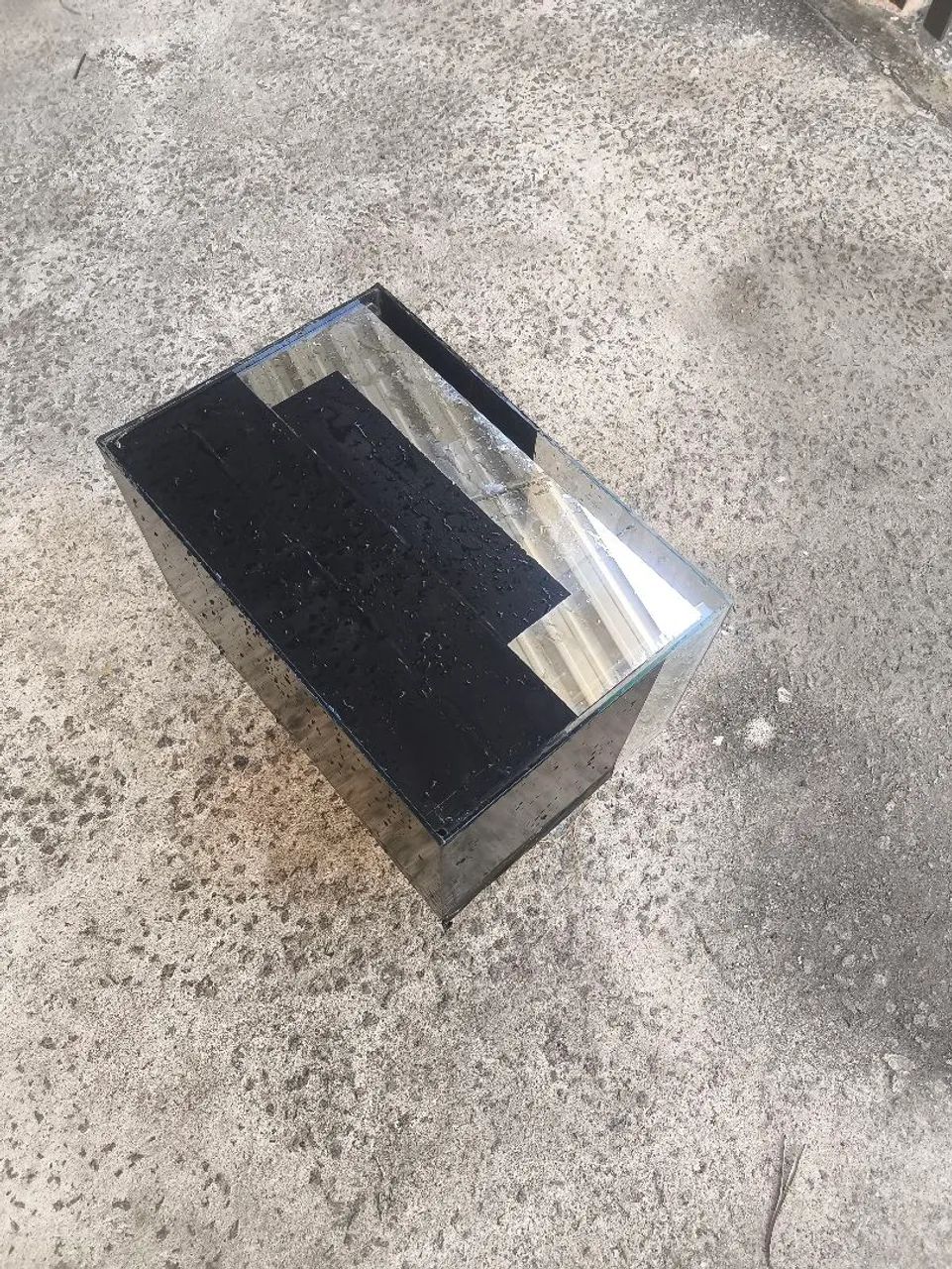 Aquário com vidro 12 mm C 1.00 M X A 0.56 Cm X L 0.40 Samp C 0,45 X A 0,26 X  L 0.30. - Foto 6