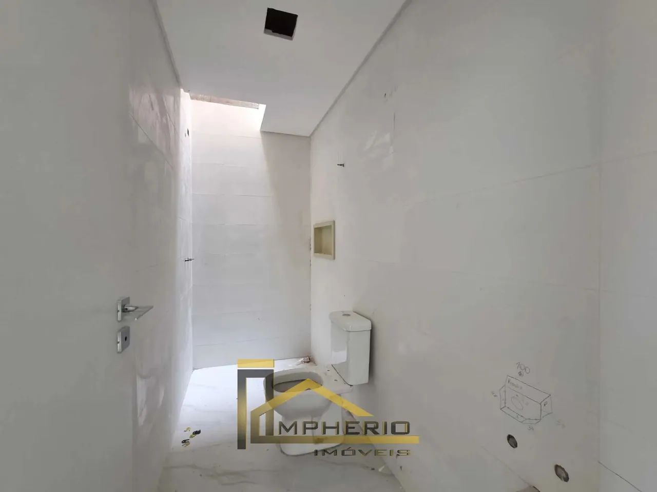 Imperdível! Casa à venda em Curitiba-PR, Uberaba: 3 quartos, 1 suíte, 3 salas, 1 vaga e 12 - Foto 11