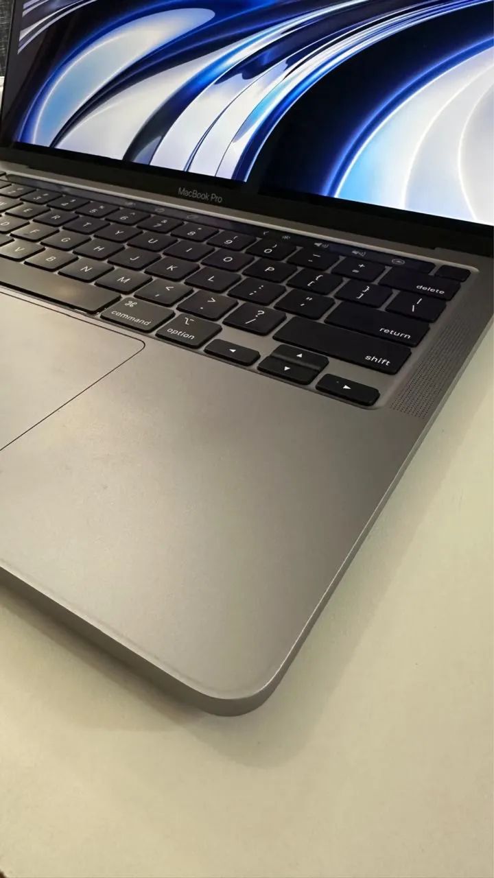 MacBook Pro 13' , processador M1 (2020), 256 GB, 8GB RAM64296996280706122