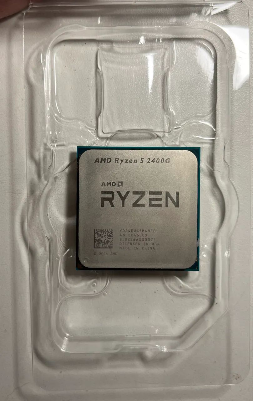 AMD Ryzen 2400g com Cooler AMD
