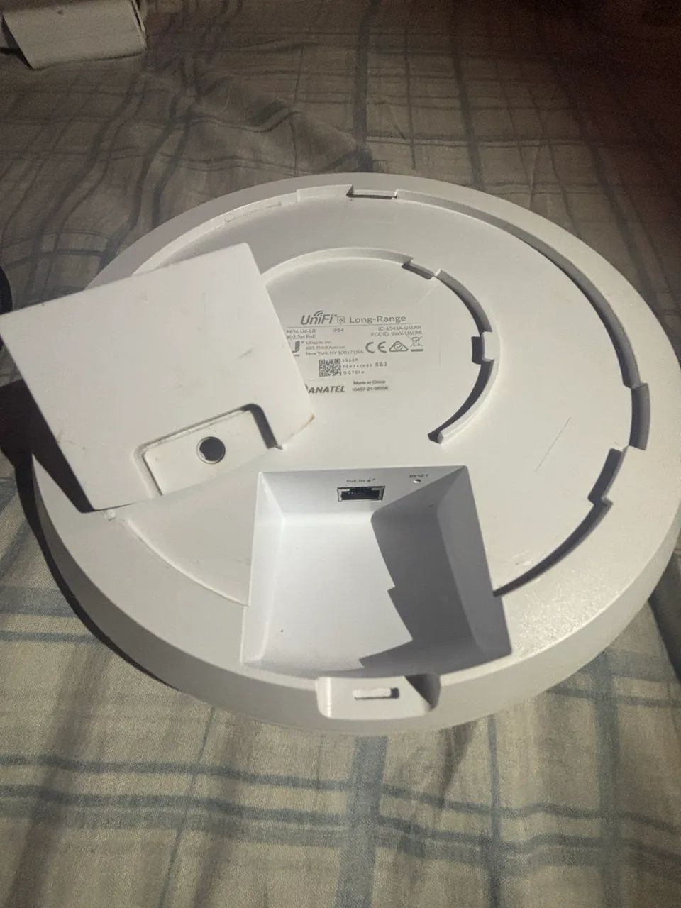 AP Ubiquiti u-6 Pro64396508097539122