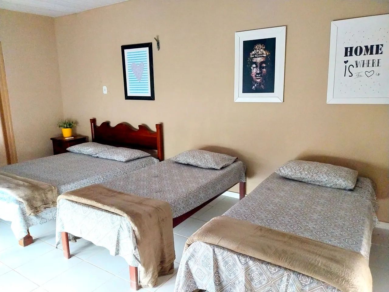 Casa com piscina com área verde - Foto 9