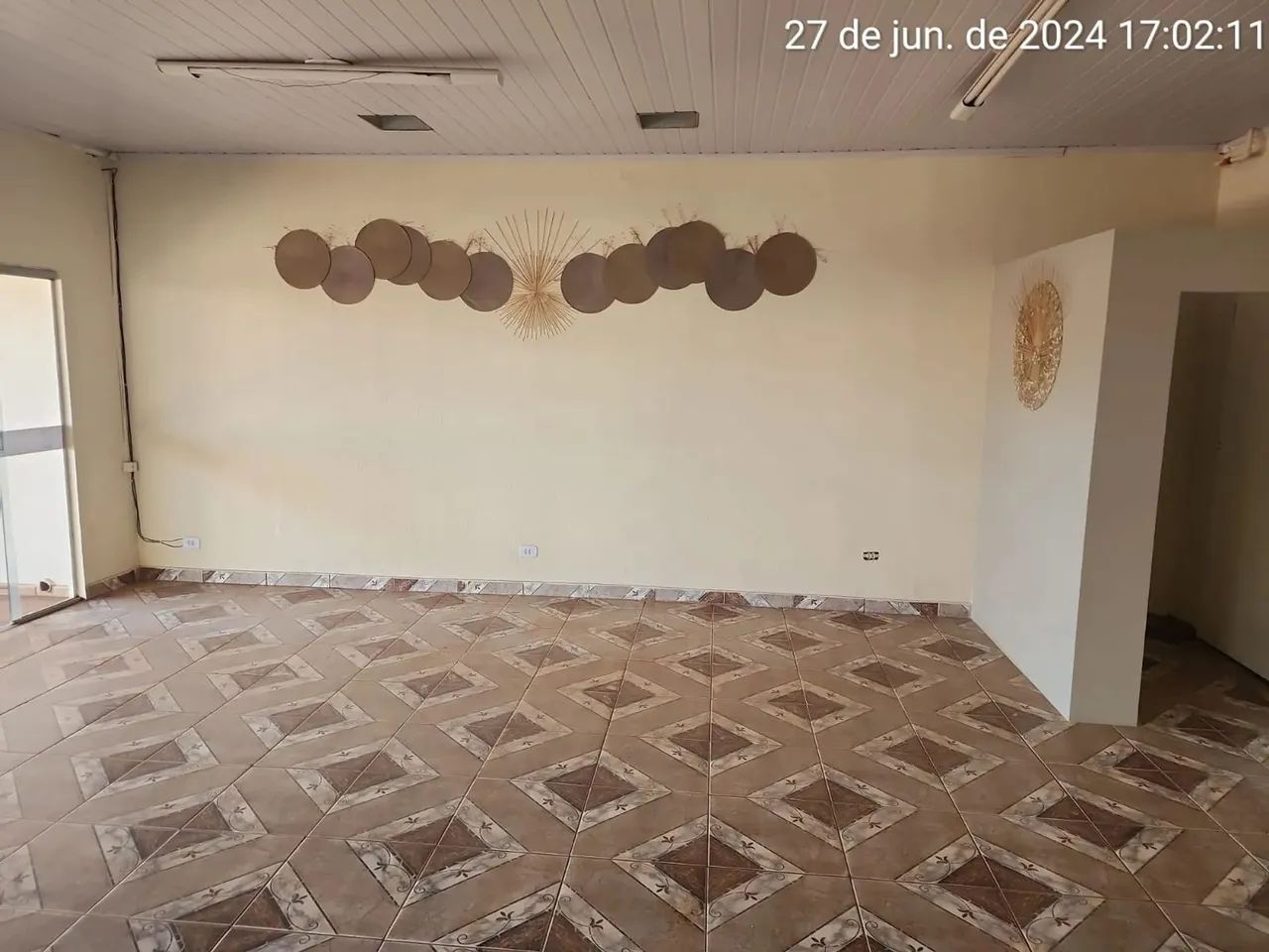 EXCELENTE IMÓVEL  COMERCIAL NA AV. ZUMIRA BORBA- NOVA LIMA - Foto 3